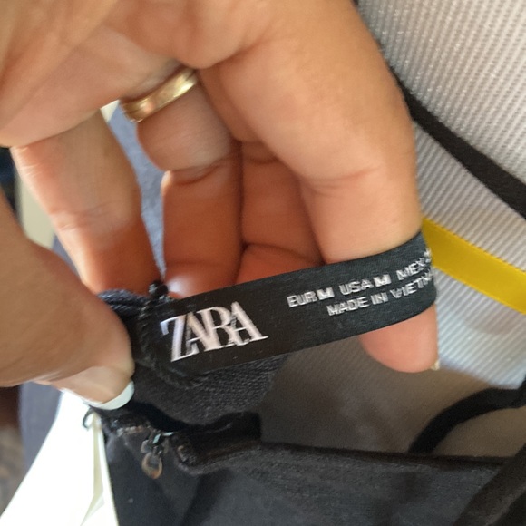 Zara Linen Halter Dress - Picture 5 of 5